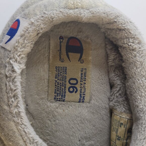 Champion Women's University Slippers Size 6 - Picture 3 of 8